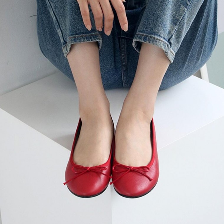 신발 패션 스타일 구두 단화 디자인 트렌드 브랜드 편안함 색상 소재 사이즈