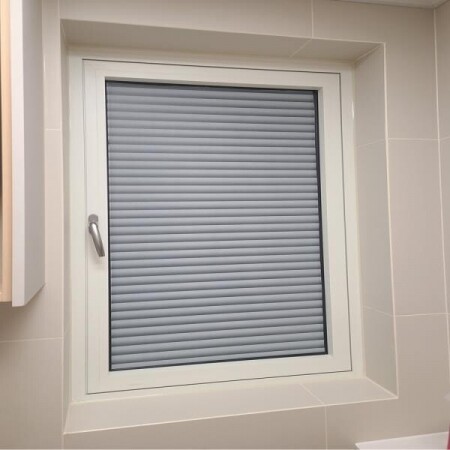 욕실 창문가리개 창안에 종이블라인드 눈부심방지 사생활보호 방수커튼 붙이는