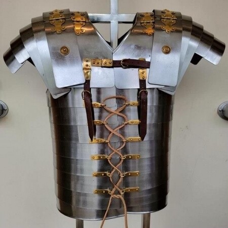 중세시대 기사 갑옷 의상 코스프레 촬용 소품 착용