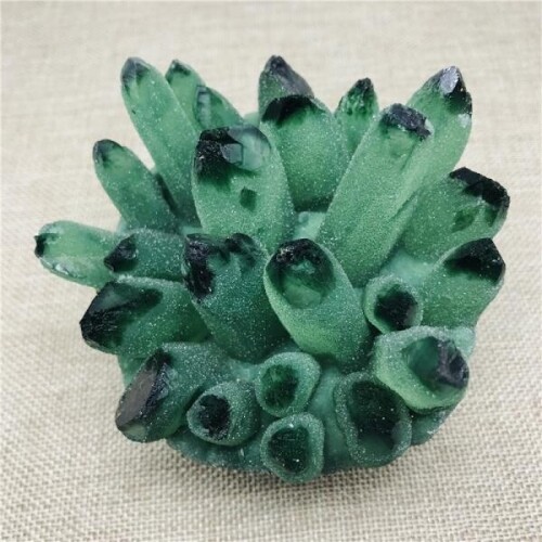 초록색의 석영 크리스탈 수집 수석 자연석 광물