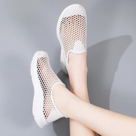 여름 발편한 런닝화 발볼넓은 소간막류 신발 여성용 슬립온 운동화 임산부 선물 투명 운동화 신발